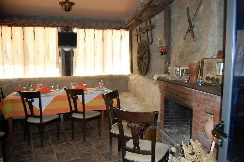 Pilo Lala Konjat Hotel Lushnje 4*,  Albania
